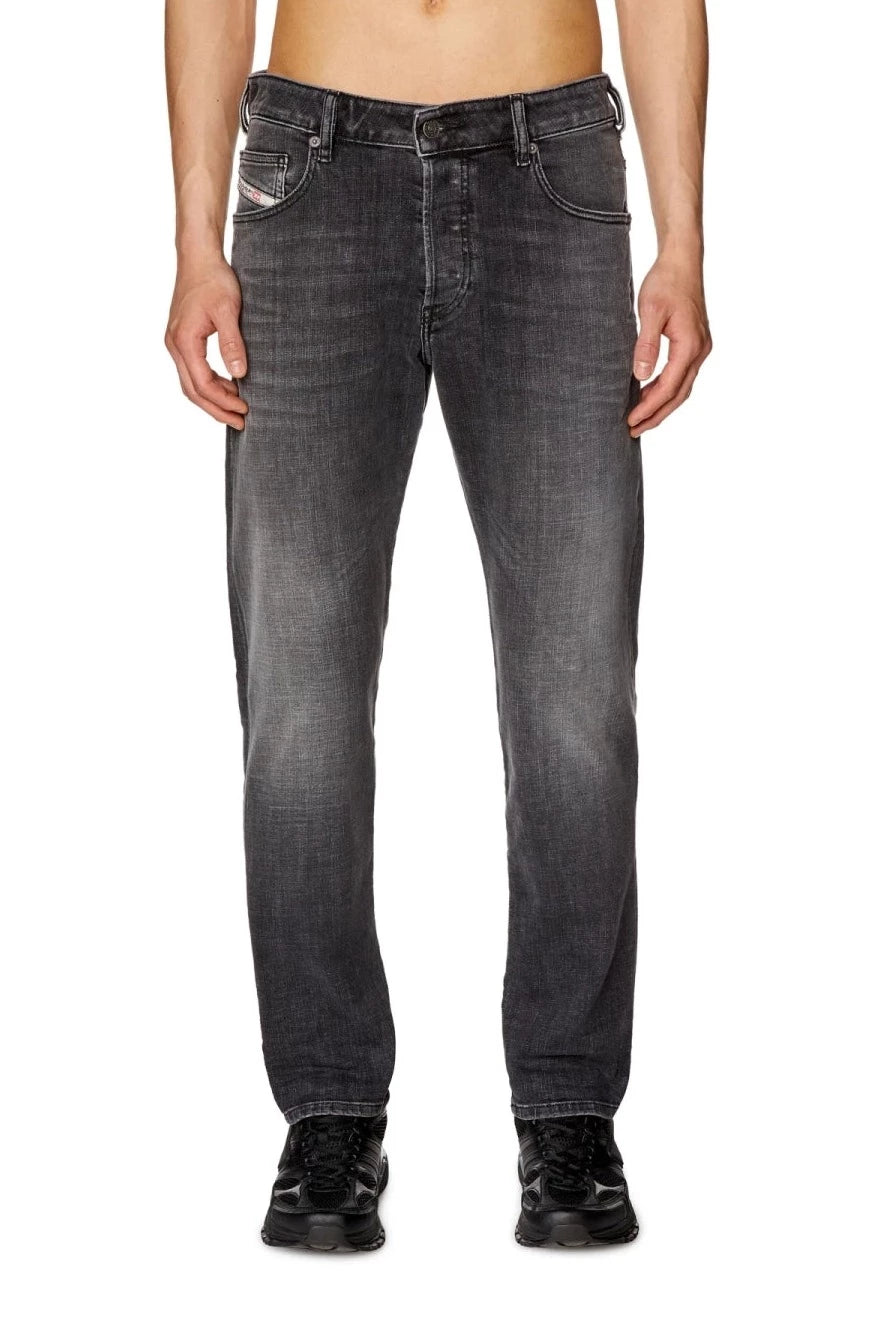 Diesel D-Yennox Tapered Dark Grey Jeans - 09G82 #drkruger #dr.kruger #dr kruger