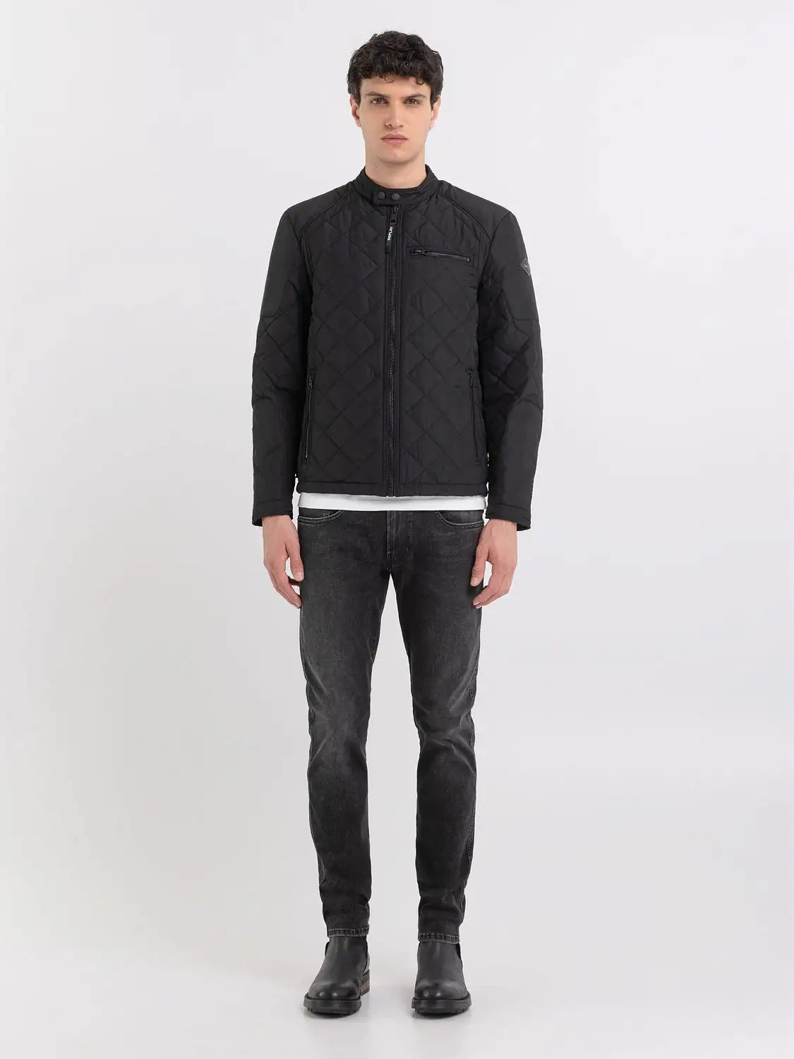 Replay Short Quilted Jacket Black - M8000.000.84442